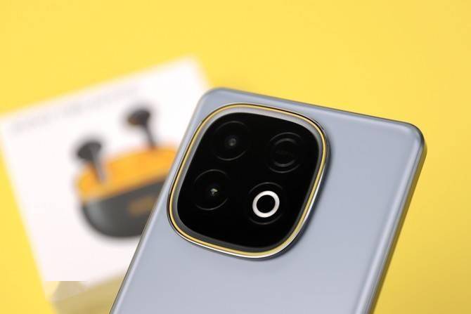 续航双王炸 千元同档“杀疯了”此刻具象化iQOO Z10 Turbo+评测：性能(图16)